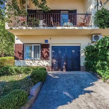 Setaliste Vladimira Nazora Apartman