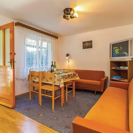 Setaliste Vladimira Nazora Apartman *